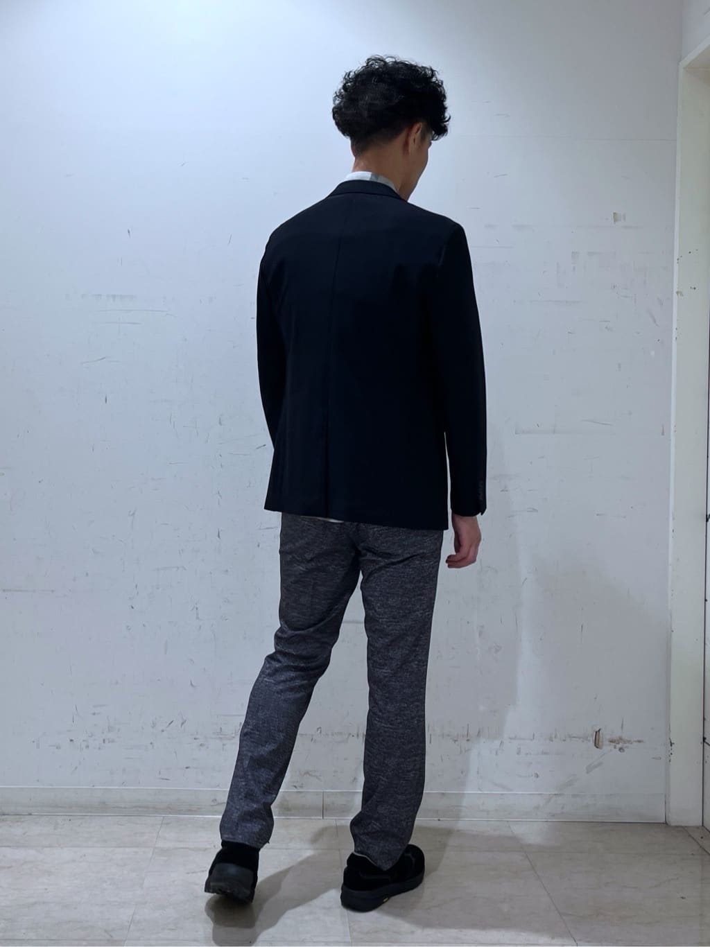 mutoさんの「TAKEO KIKUCHI｜【ONOFF対応】TRダブルニット ストレッチパンツ」を使ったコーディネート