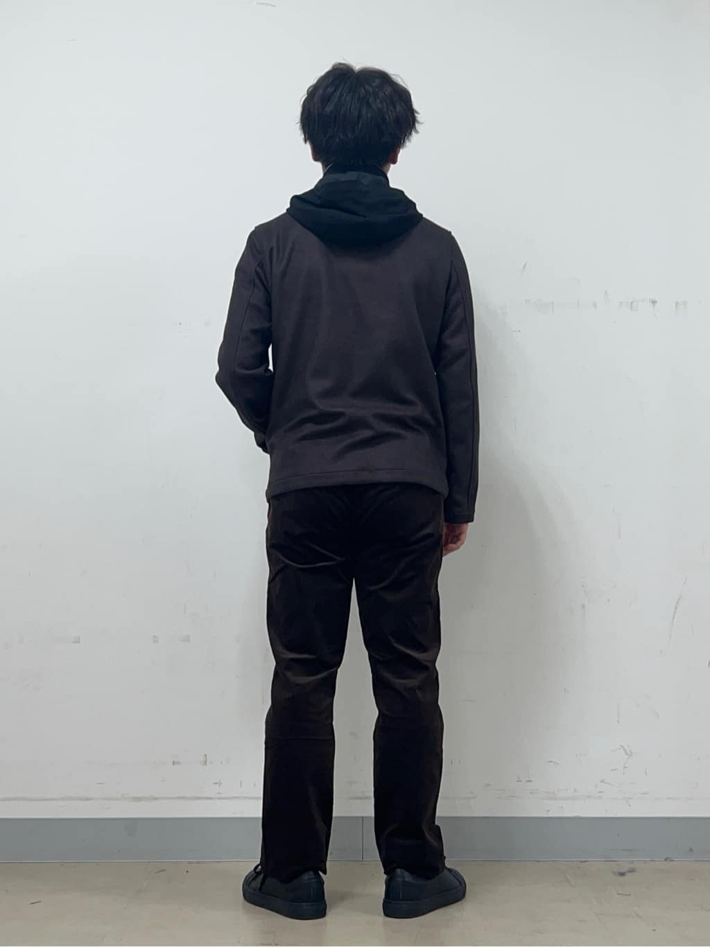 Hiroさんの「TAKEO KIKUCHI｜【JUST ONE LAYER】ダウンファブリック ジップアップ フード ブルゾン」を使ったコーディネート