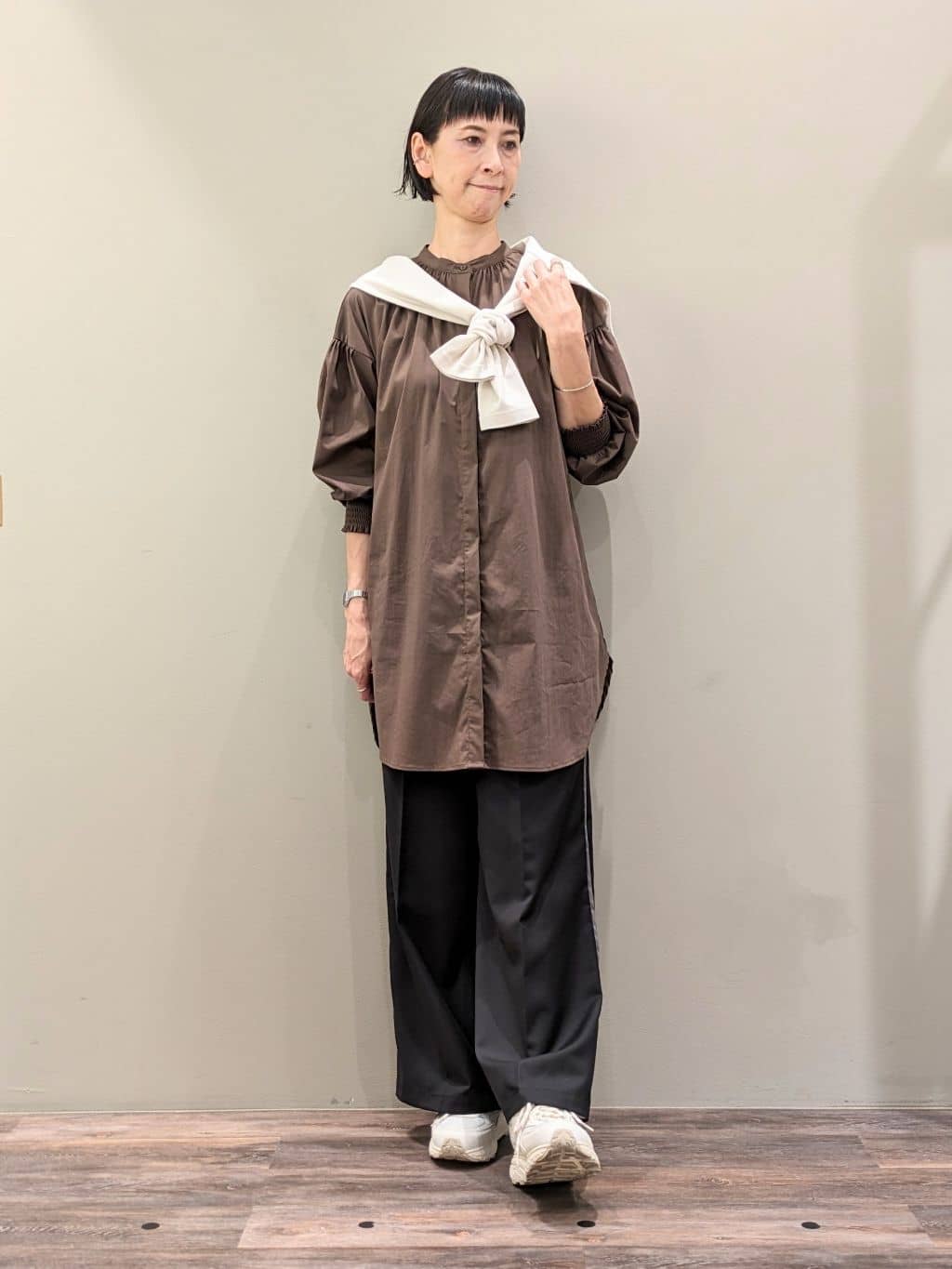 micoさんの「Dessin｜【洗える】ラグランスリーブチュニックシャツ」を使ったコーディネート