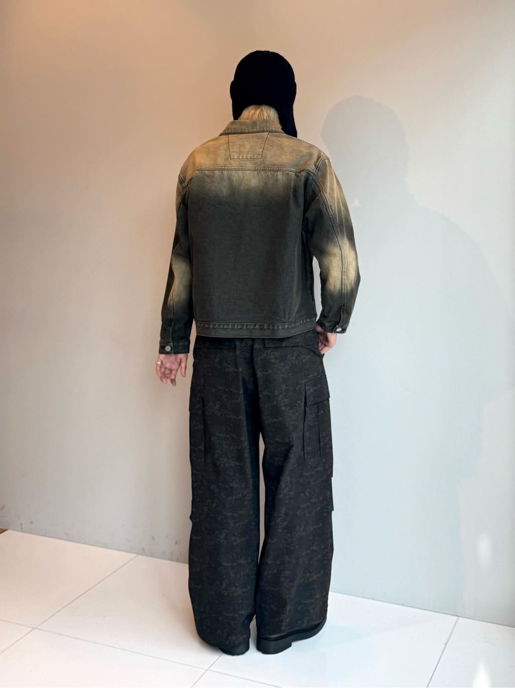 simさんの「tk.TAKEO KIKUCHI｜◆ウォッシュドカラーデニムブルゾン」を使ったコーディネート