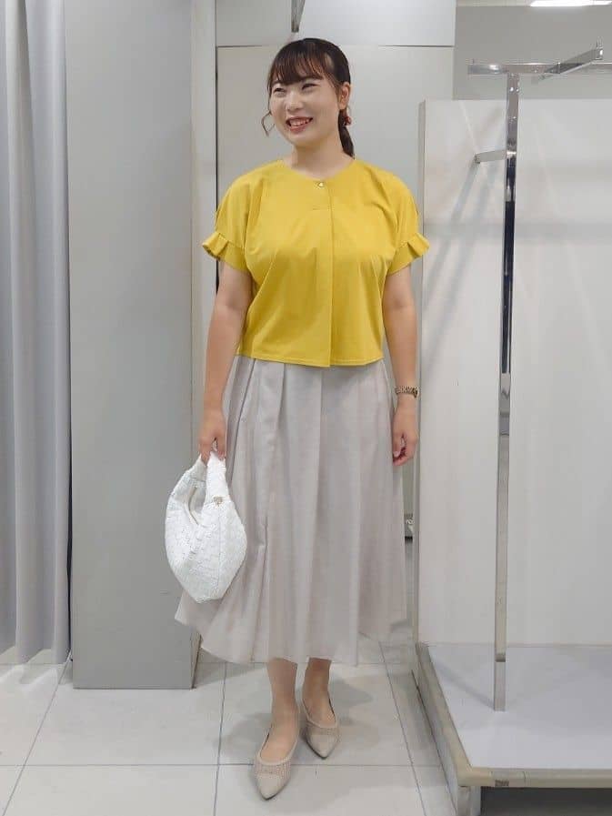 AZUSAさんの「Reflect｜【マシンウォッシュ可／セットアップ可】シアーボックスタックプリーツスカート」を使ったコーディネート