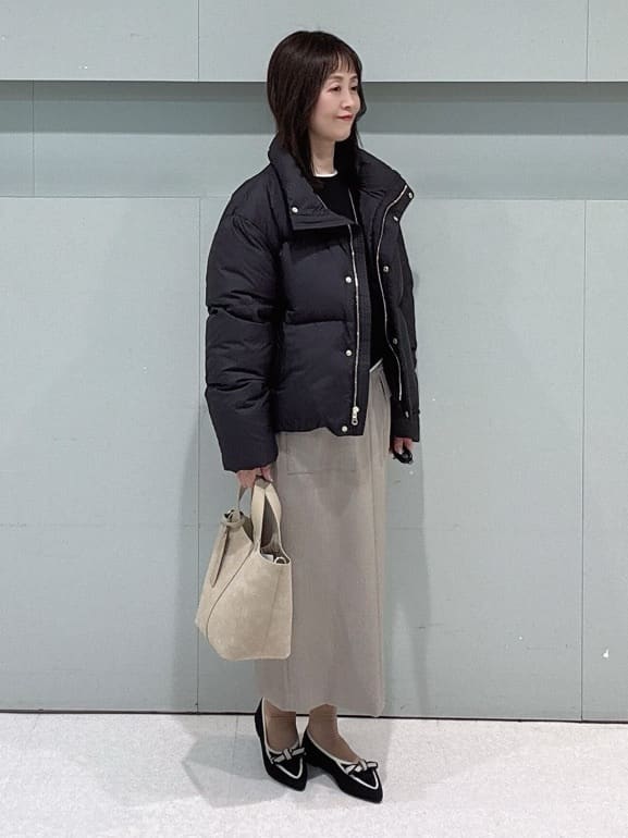 makiさんの「UNTITLED｜【トレンド/撥水機能/防寒】ショートダウンコート」を使ったコーディネート
