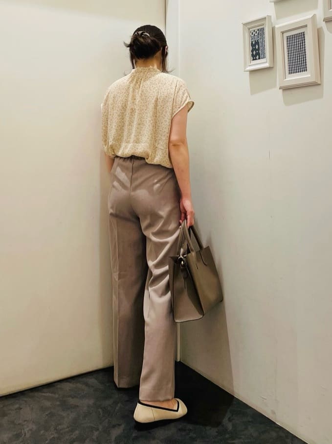 c_h_i_k_aさんの「grove｜」を使ったコーディネート