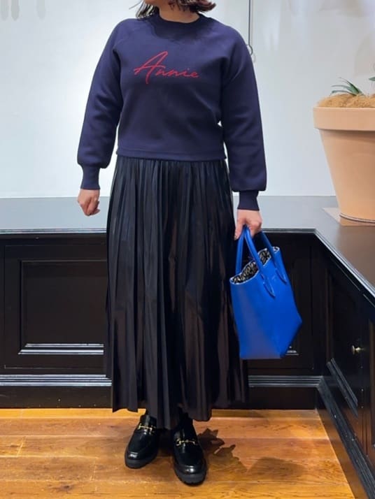 Asamiさんの「DRESSTERIOR｜◆【洗える/ストレッチ性/オンオフ】箔プリントプリーツスカート」を使ったコーディネート