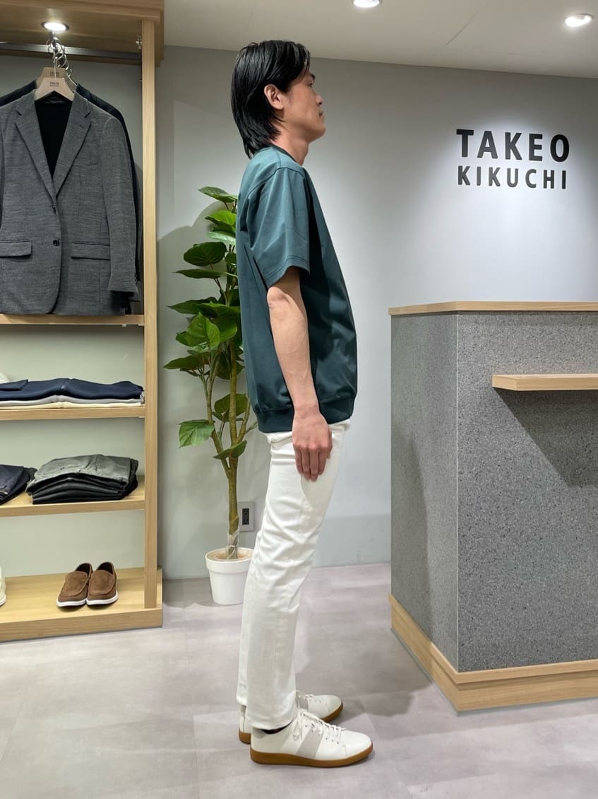 TAKE✳︎さんの「TAKEO KIKUCHI｜【抗菌防臭／5サイズ展開】ハイゲージポンチ Tシャツ」を使ったコーディネート