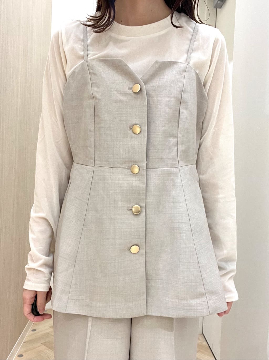  おまつさんの「grove｜【カセット服】主役級キャミビスチェ」を使ったコーディネート