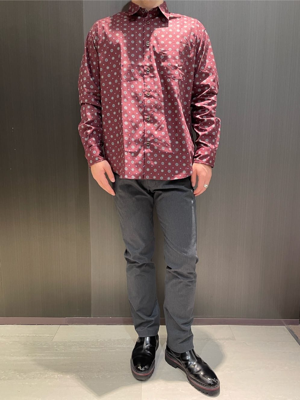 ぶうさんの「TAKEO KIKUCHI｜【全7サイズ&times;8色展開！】トップマルチヘリンボン パンツ」を使ったコーディネート