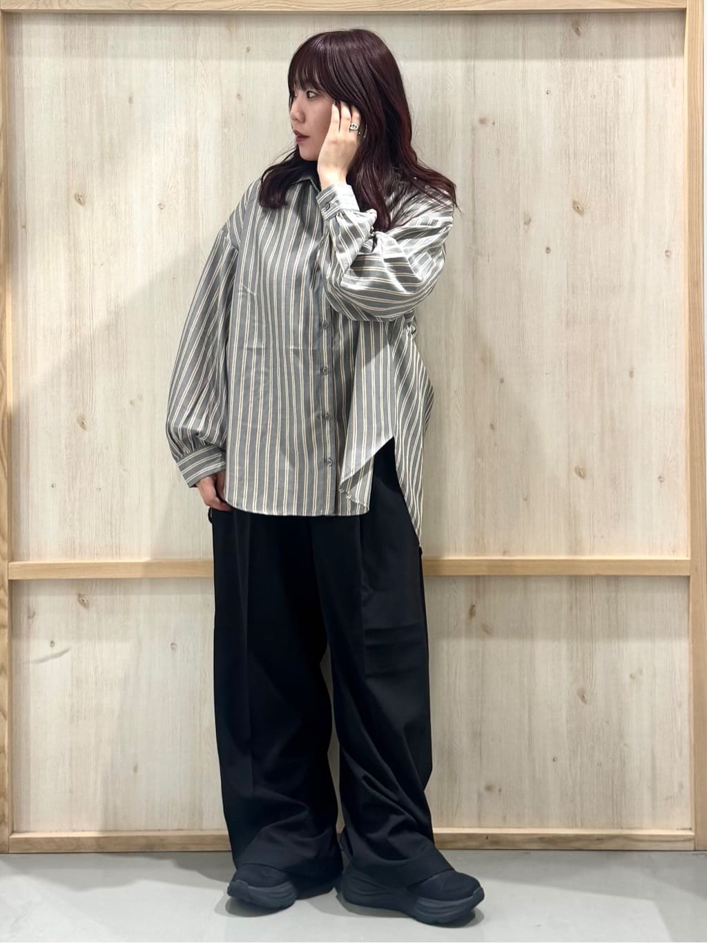 nanaさんの「THE SHOP TK｜フェイクファーベスト」を使ったコーディネート