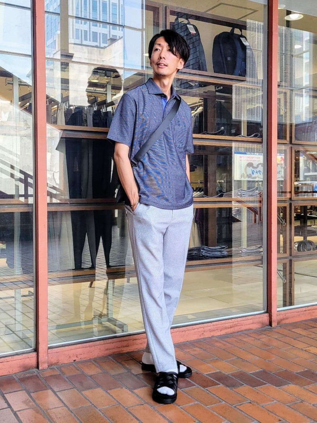 piroyaさんの「TAKEO KIKUCHI｜【抗菌防臭／9色5サイズ展開】ハニカムメランジ ポロシャツ」を使ったコーディネート