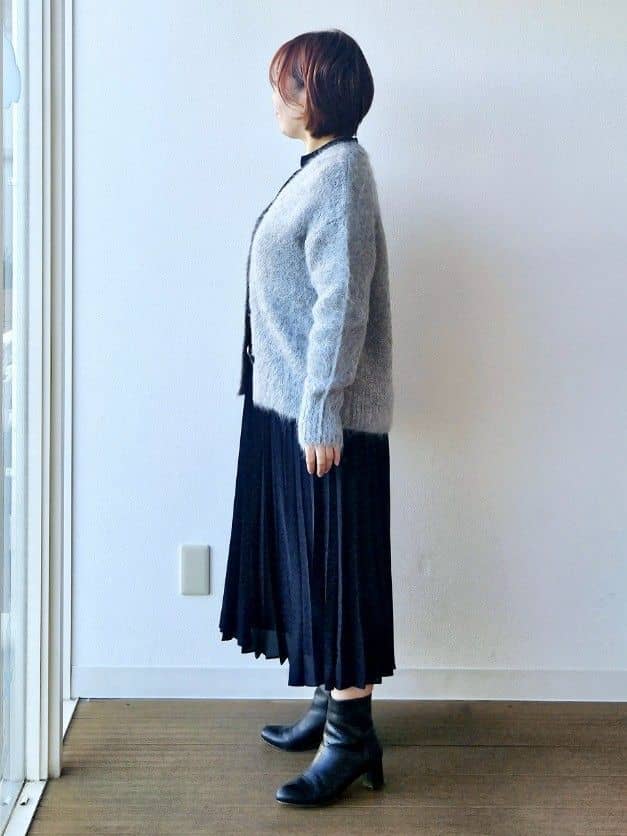 やじまさんの「UNTITLED｜【ゆったり】アルパカ混シャギー カーディガン」を使ったコーディネート