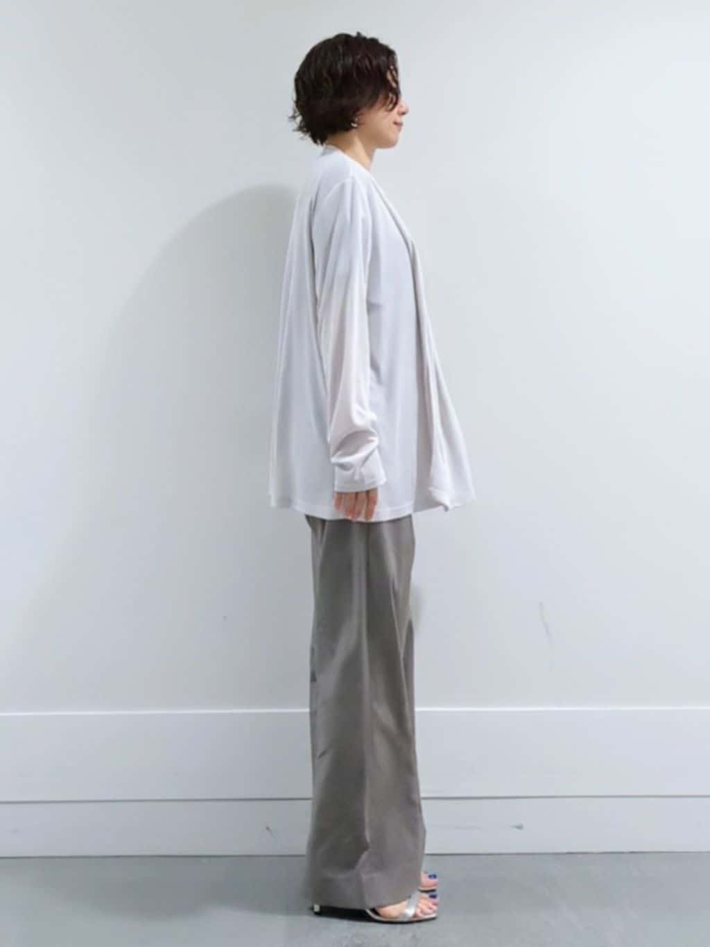 ミズタさんの「UNTITLED｜◆【接触冷感/UV機能/遮熱】ジャージカーディガン」を使ったコーディネート