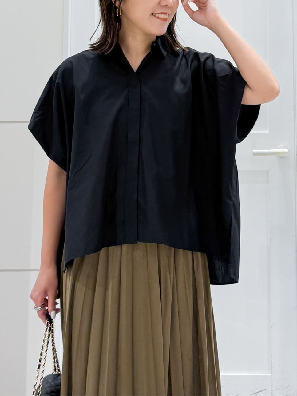 yuka.aさんの「OPAQUE.CLIP｜《andGIRL掲載》リラクシーシャツ【洗濯機洗い可】」を使ったコーディネート