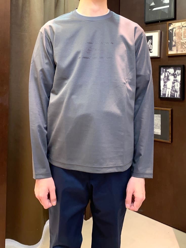 コバヤシさんの「TAKEO KIKUCHI｜【オフィスカジュアル対応】ドレス チノパンツ」を使ったコーディネート