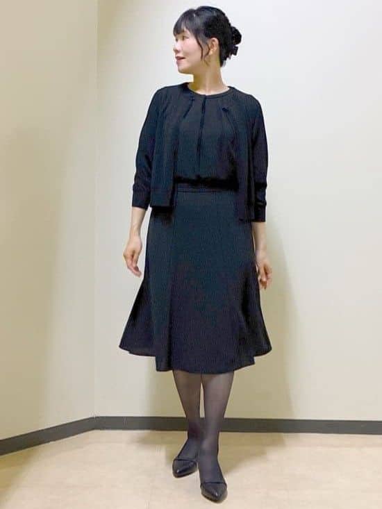  beni_gingerさんの「Reflect｜【一枚着で着映え◎／ジャケットのインナーにも】フロント開きブラウス」を使ったコーディネート