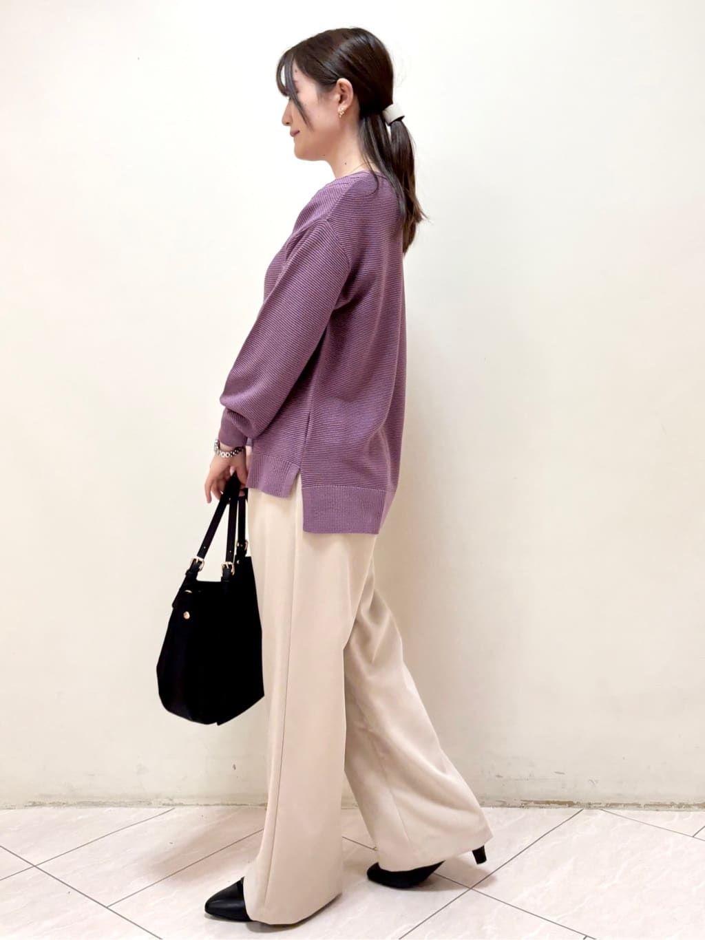 mikiさんの「Reflect｜【パンツ合わせにぴったり◎】ゆったりオフボディニット」を使ったコーディネート