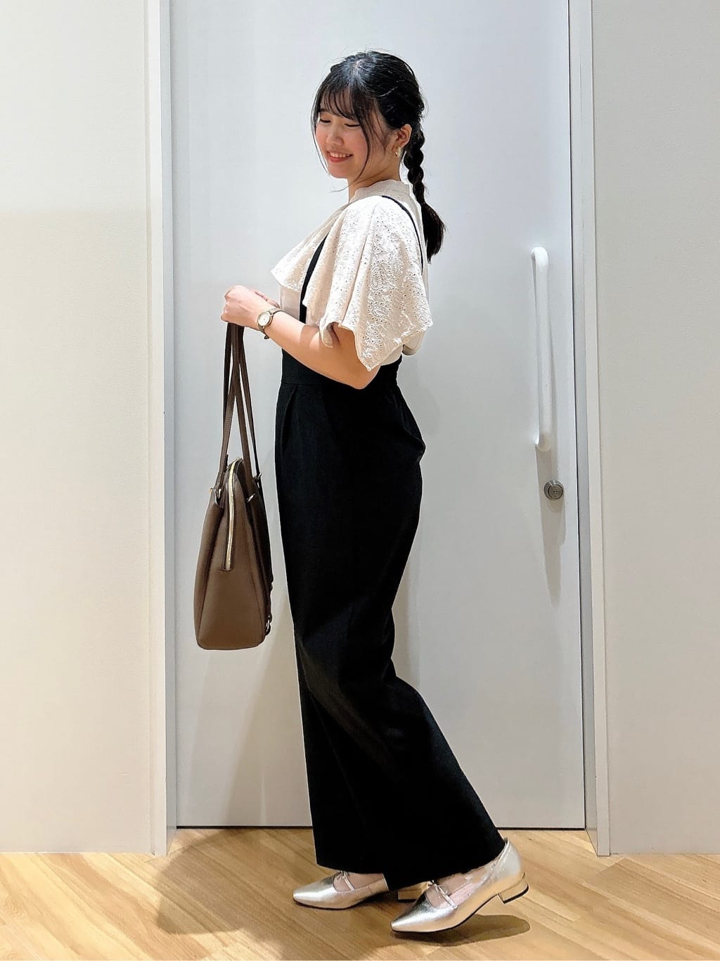 みいさんの「grove｜【2WAY】ハイパーストレッチストラップパンツ」を使ったコーディネート