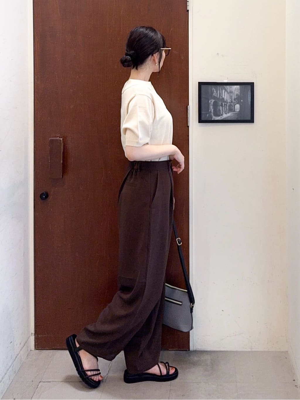 𝐇𝐢𝐫𝐨𝐦𝐢さんの「SHOO･LA･RUE｜【S-LL/洗える】大人の抜け感 スキッパーニット」を使ったコーディネート