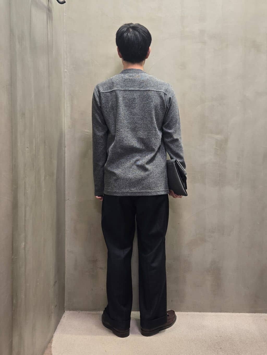 白木駆さんの「TAKEO KIKUCHI｜【2WAY】ショルダー クラッチバッグ」を使ったコーディネート