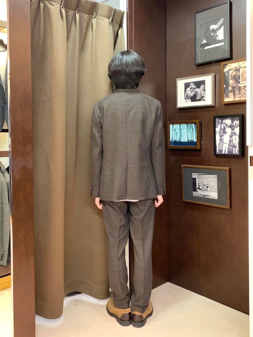 コバヤシさんの「TAKEO KIKUCHI｜ハットモチーフ ジャカード ストライプ シャツ」を使ったコーディネート