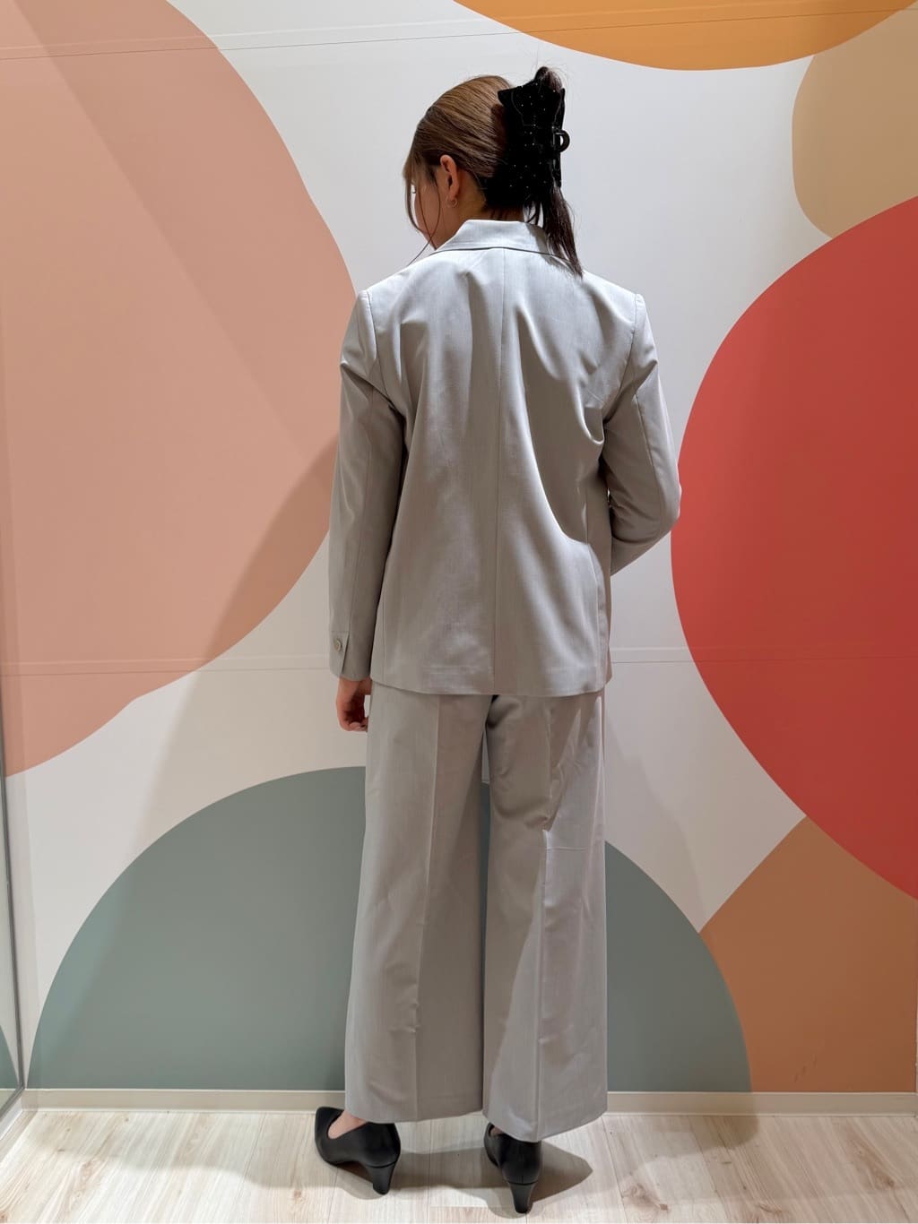 末っ子さんの「SHOO･LA･RUE｜【セットアップ可/S-LL/洗濯機可】マニッシュに決まる ダブルブレストジャケット」を使ったコーディネート
