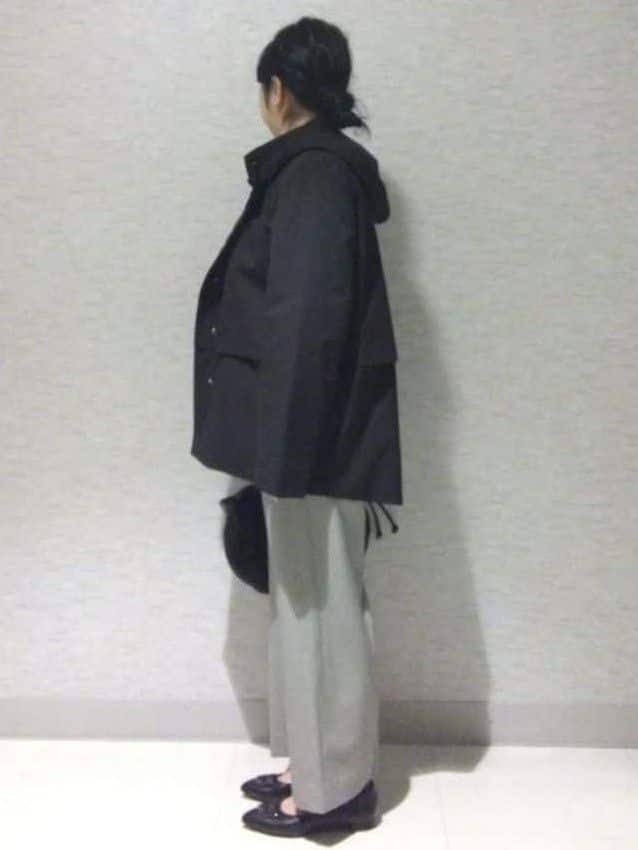 sakoさんの「Reflect｜【選べる5色／ゆったりシルエット】Vネックスパンコールニット」を使ったコーディネート