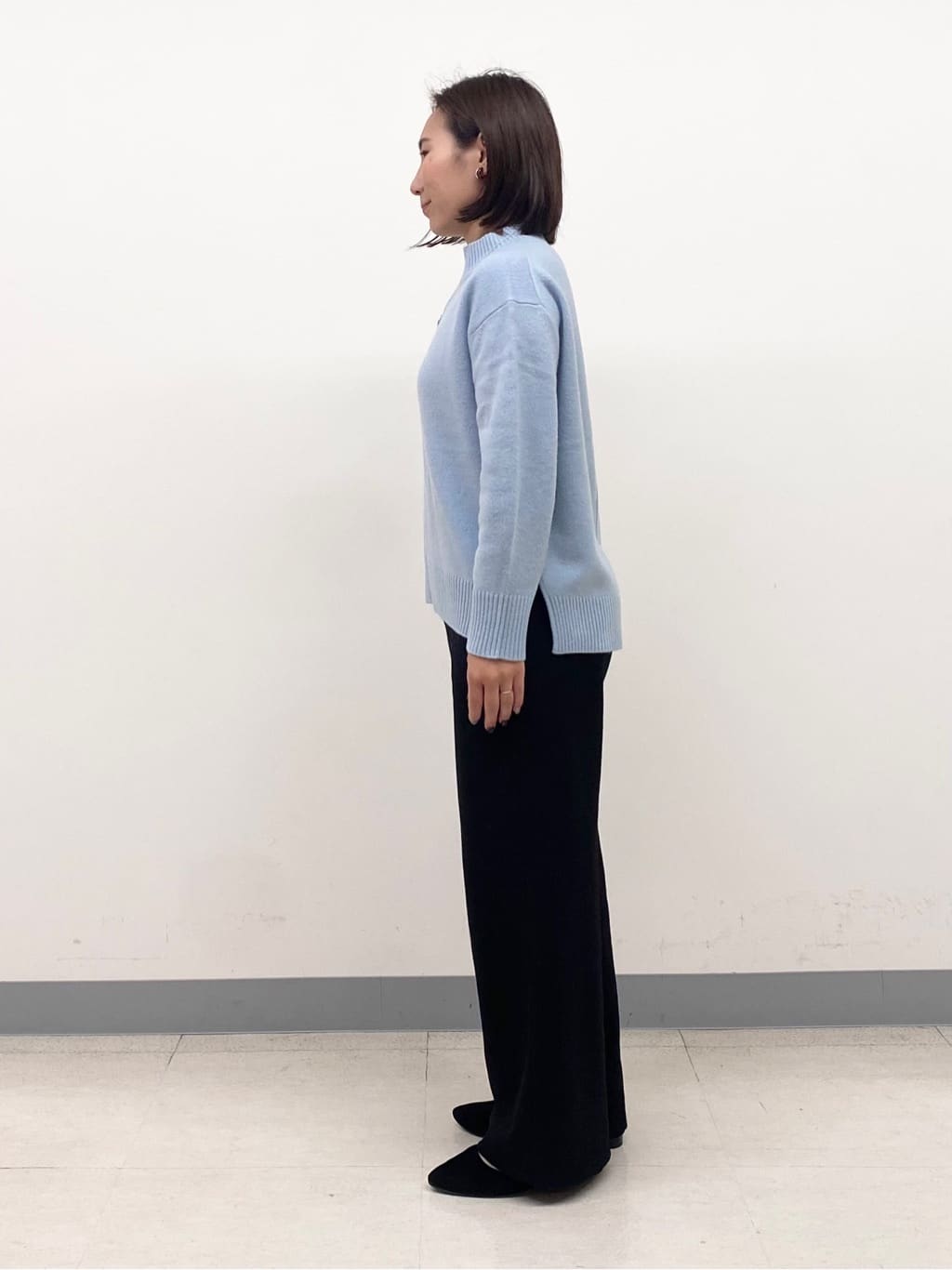YUKARIさんの「INDIVI｜【名品／撥水／抗菌防臭】ロング丈リサイクルダウンコート」を使ったコーディネート
