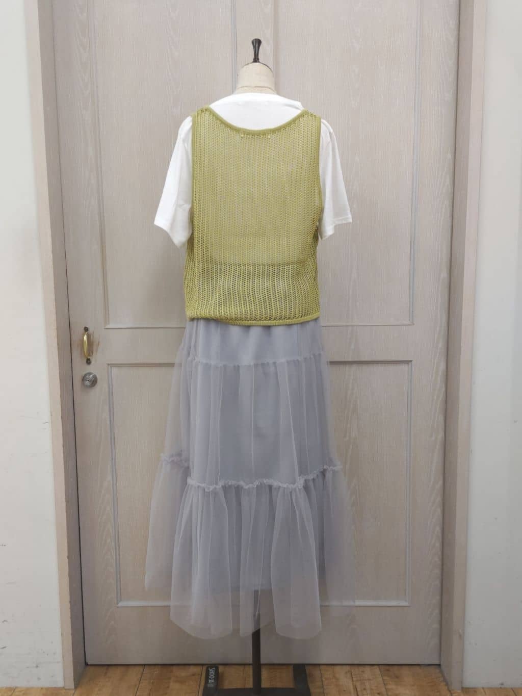 naoさんの「SHOO･LA･RUE｜◆キラキラパーツ付き巾着ショルダーバッグ」を使ったコーディネート