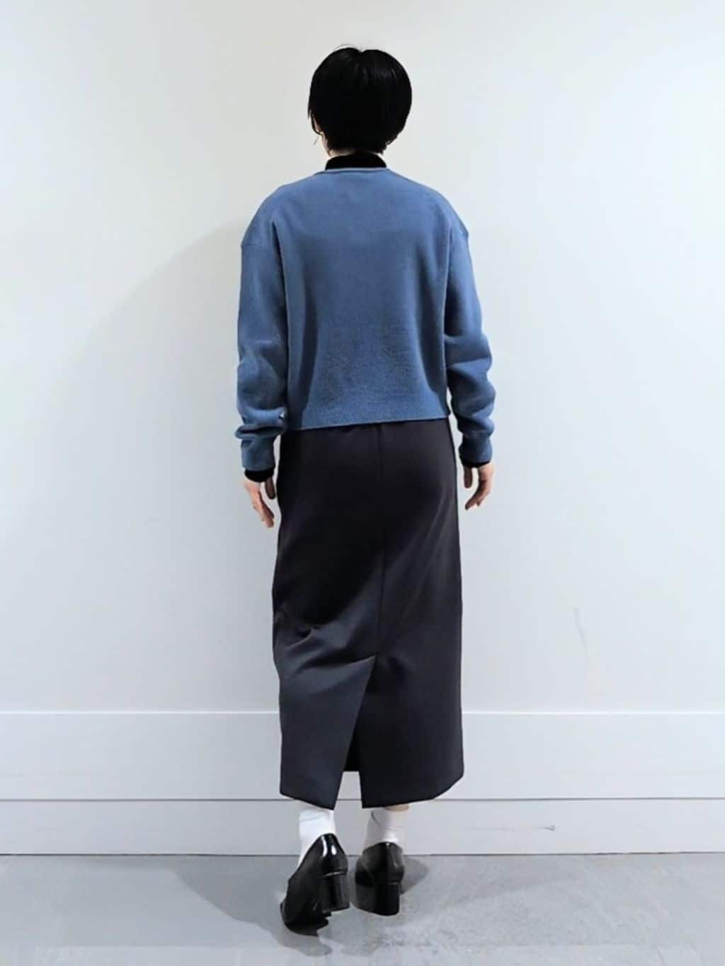 ミズタさんの「UNTITLED｜【ゆったりサイズ／着丈短め】ジップニットカーディガン」を使ったコーディネート