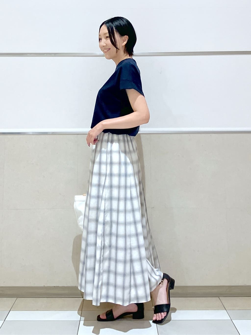 eriko さんの「Dessin｜【ウエストゴム・洗える】オンブレーチェック柄スカート」を使ったコーディネート