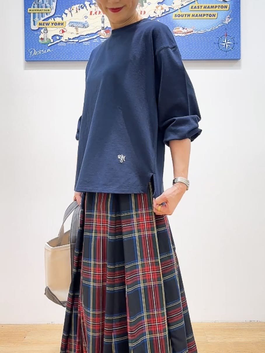 Yasucoさんの「Dessin｜【360度可愛い・洗える】バックヘンリーカットソー」を使ったコーディネート