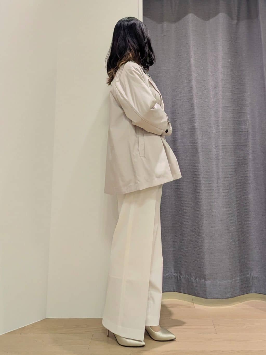 miiさんの「INDIVI｜【撥水／UVケア／2WAY】超軽量ライナー付ライトトレンチコート」を使ったコーディネート