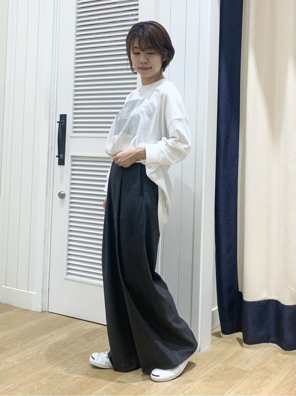 IMARIさんの「Dessin｜【洗える】箔プリントロングTシャツ」を使ったコーディネート