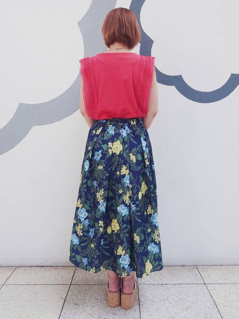 ちびすけさんの「◆【洗濯機OK】ショルダーレースプルオーバー」を使ったコーディネート