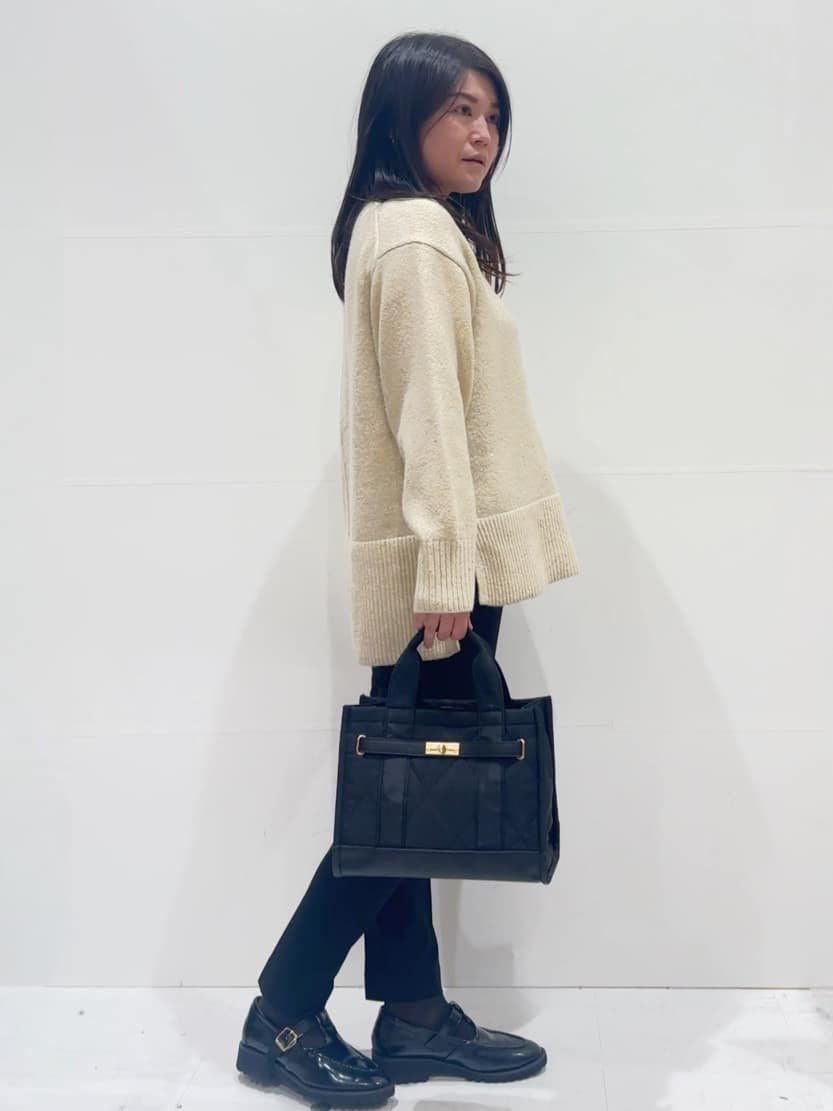 Minさんの「OPAQUE.CLIP｜裏起毛ハイストレッチイージーテーパードパンツ【洗濯機OK】」を使ったコーディネート