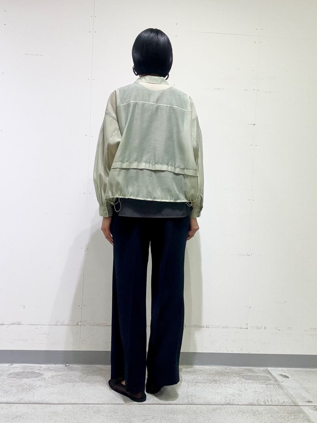naoさんの「INDIVI｜【着る日傘／遮熱／UVケア】ワイドパンツ」を使ったコーディネート
