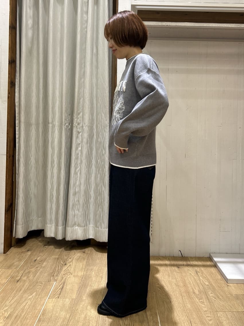 ga_riさんの「THE SHOP TK｜花柄ラメジャカードニット」を使ったコーディネート