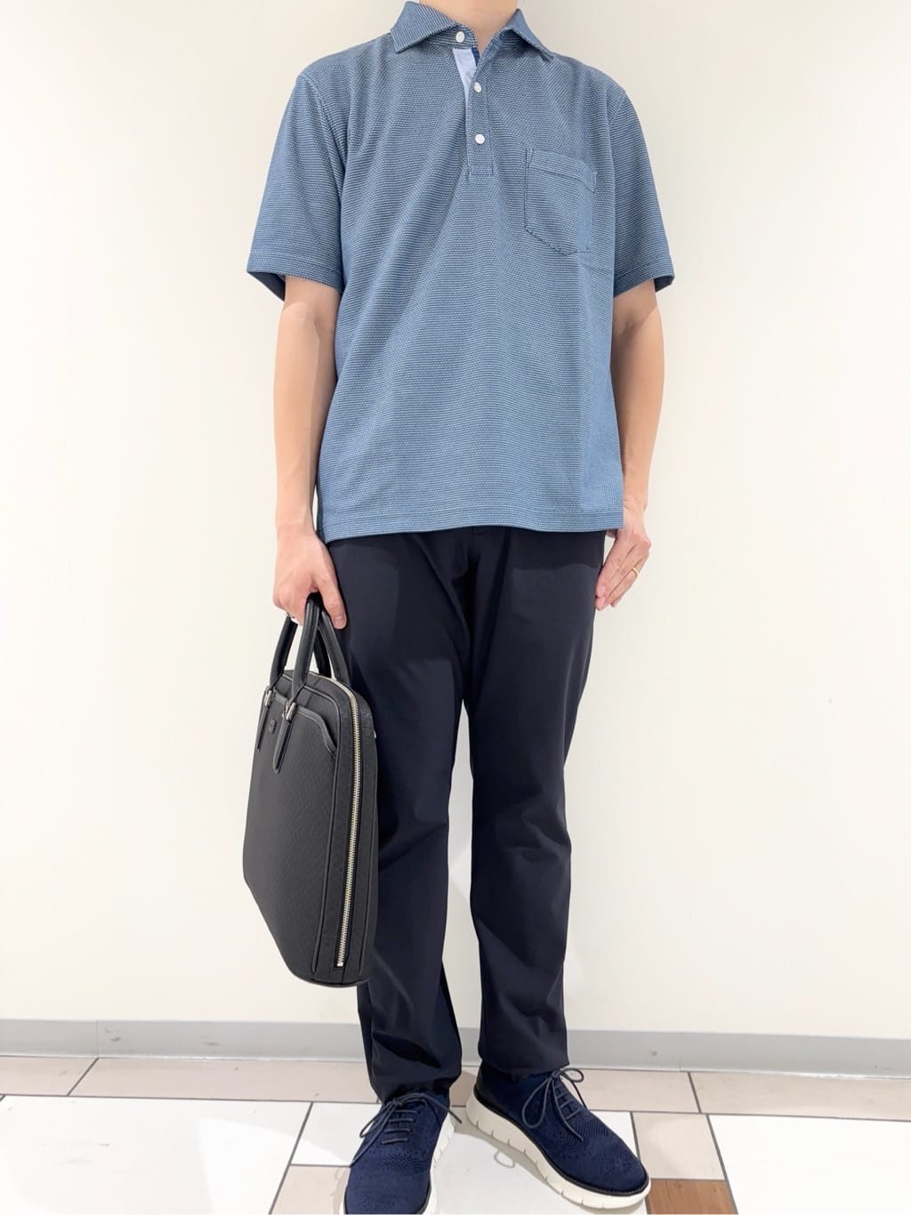 及川さんの「TAKEO KIKUCHI｜【抗菌防臭／9色5サイズ展開】ハニカムメランジ ポロシャツ」を使ったコーディネート