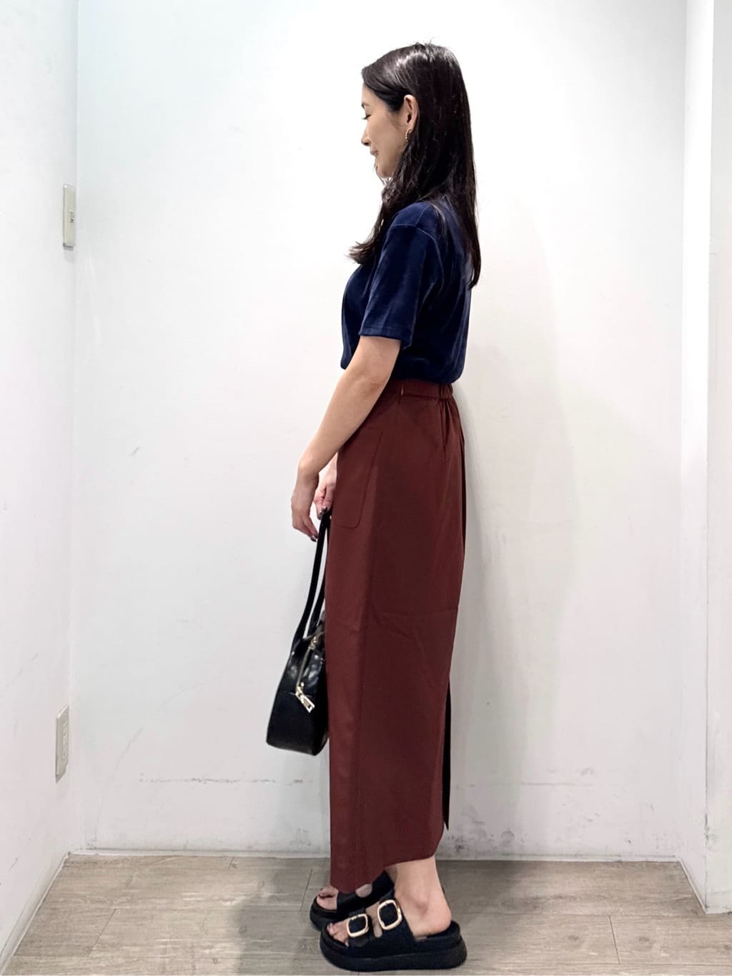 yuicciさんの「OPAQUE.CLIP｜フロッキーチュールTシャツ【洗濯機洗い可】」を使ったコーディネート