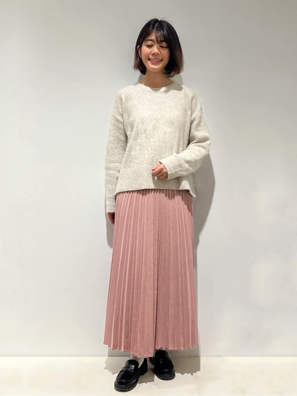 Fujiharuさんの「grove｜【洗える】レイヤードにもおすすめ！サイド釦ニット」を使ったコーディネート
