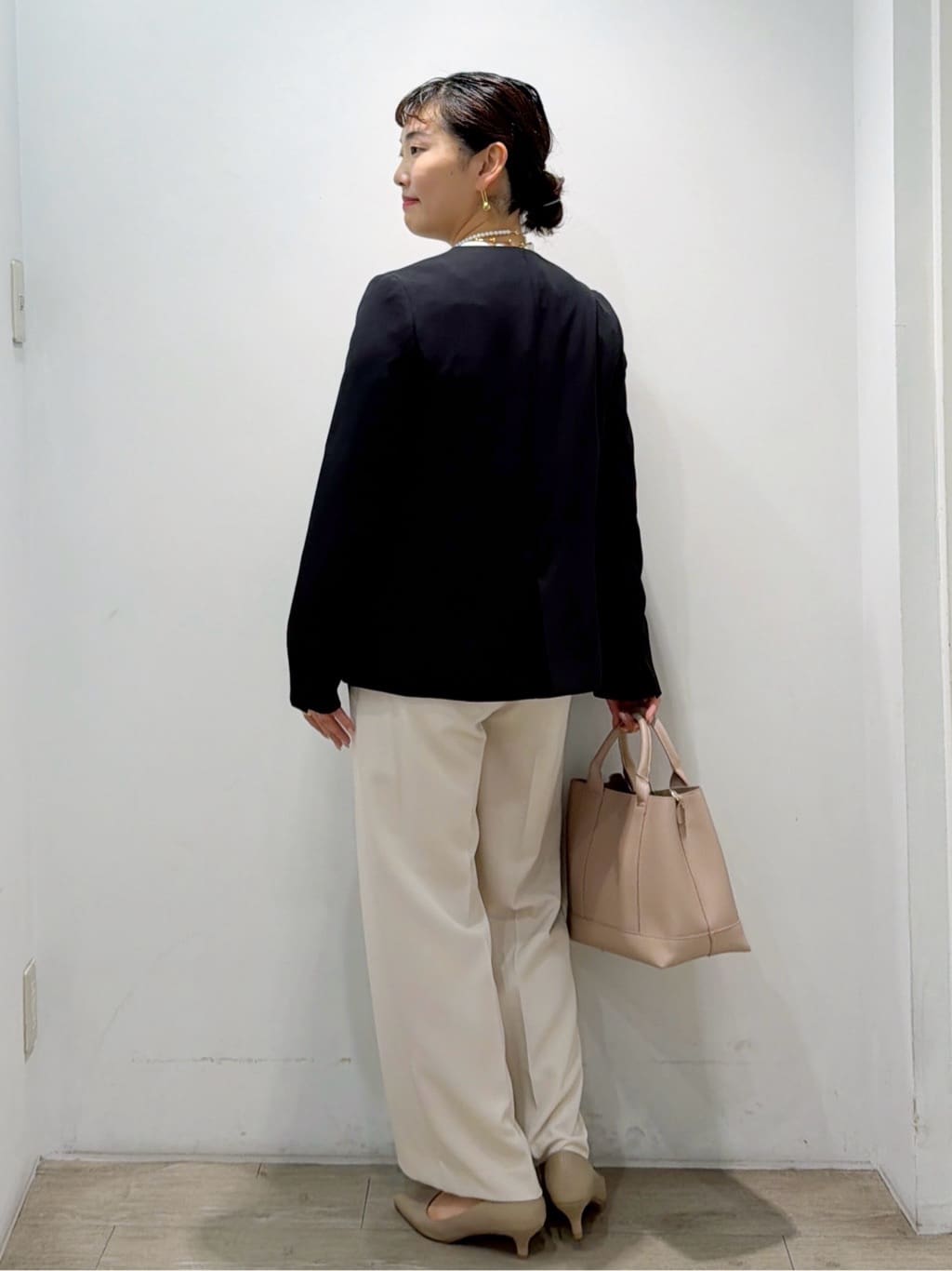 sumicaさんの「OPAQUE.CLIP｜《通勤／セットアップ対応》 Vネックジャケット／ダブルクロス【洗濯機OK】」を使ったコーディネート