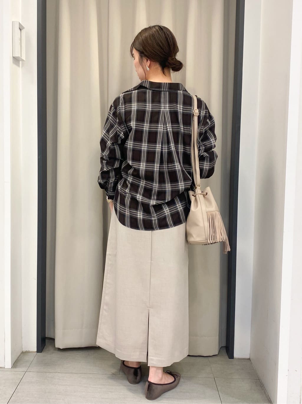 eguchiさんの「grove｜今の季節にちょうどいい　オンブレーチェックシャツ」を使ったコーディネート