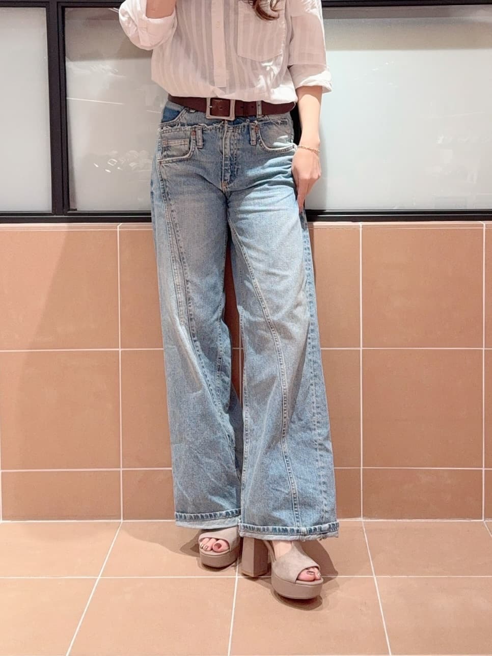 kaoriさんの「ESPERANZA｜Tストラップスクエアサンダル」を使ったコーディネート