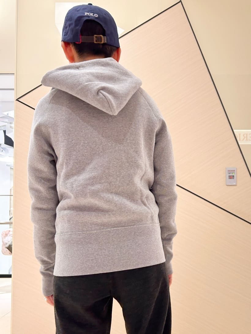 OCHIAIさんの「DRESSTERIOR｜デキシー吊裏毛ジップアップパーカ」を使ったコーディネート