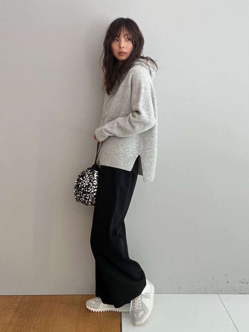 misaさんの「DRESSTERIOR｜スパンコール2WAY巾着バッグ」を使ったコーディネート