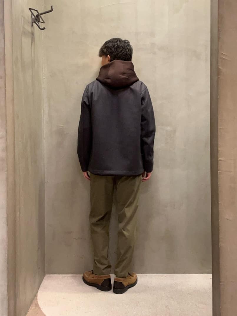 コウノ モトヤさんの「TAKEO KIKUCHI｜【DOWN FABRIC】ダウンファブリック スタンドカラーブルゾン」を使ったコーディネート