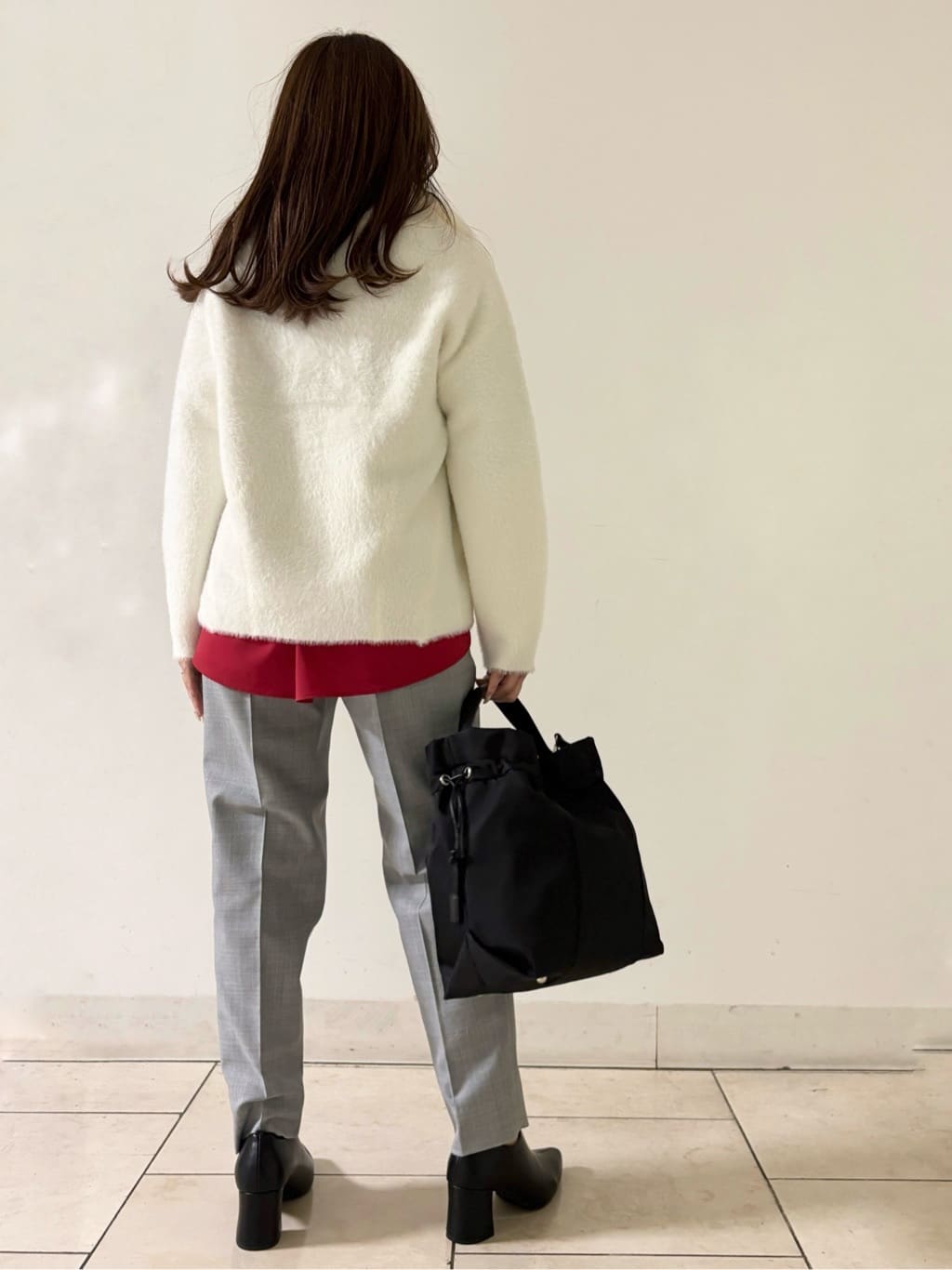 kahoさんの「INDIVI｜スタンドネック シャギーモールニット」を使ったコーディネート
