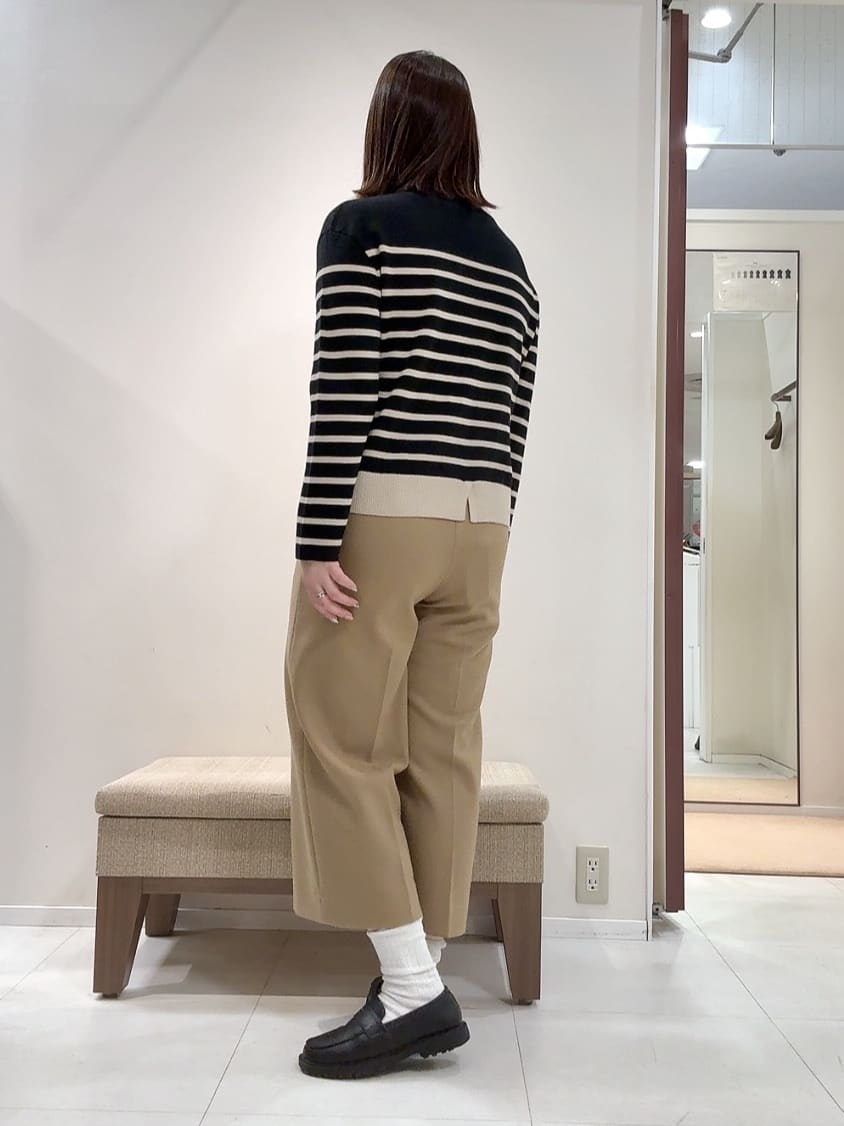 YUIさんの「UNTITLED｜【はっ水機能/フード取り外し可/防寒】ロングダウンコート」を使ったコーディネート