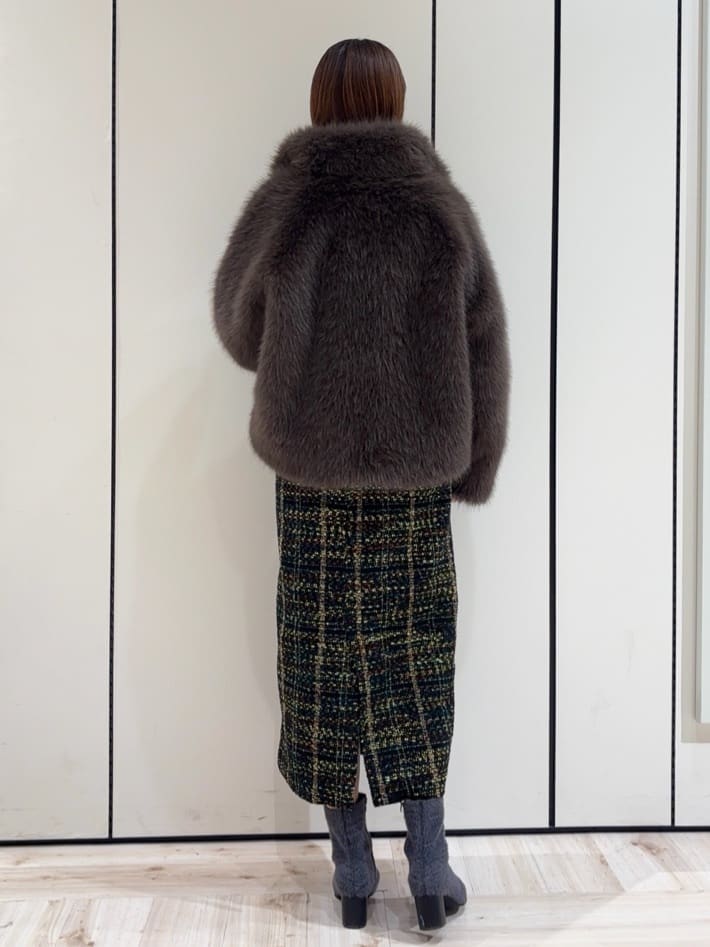ｓａｔｏｍｉさんの「SHOO･LA･RUE｜【洗濯機可/S-LL】裾スカラップが差がつく コード刺繍ロゴニット」を使ったコーディネート