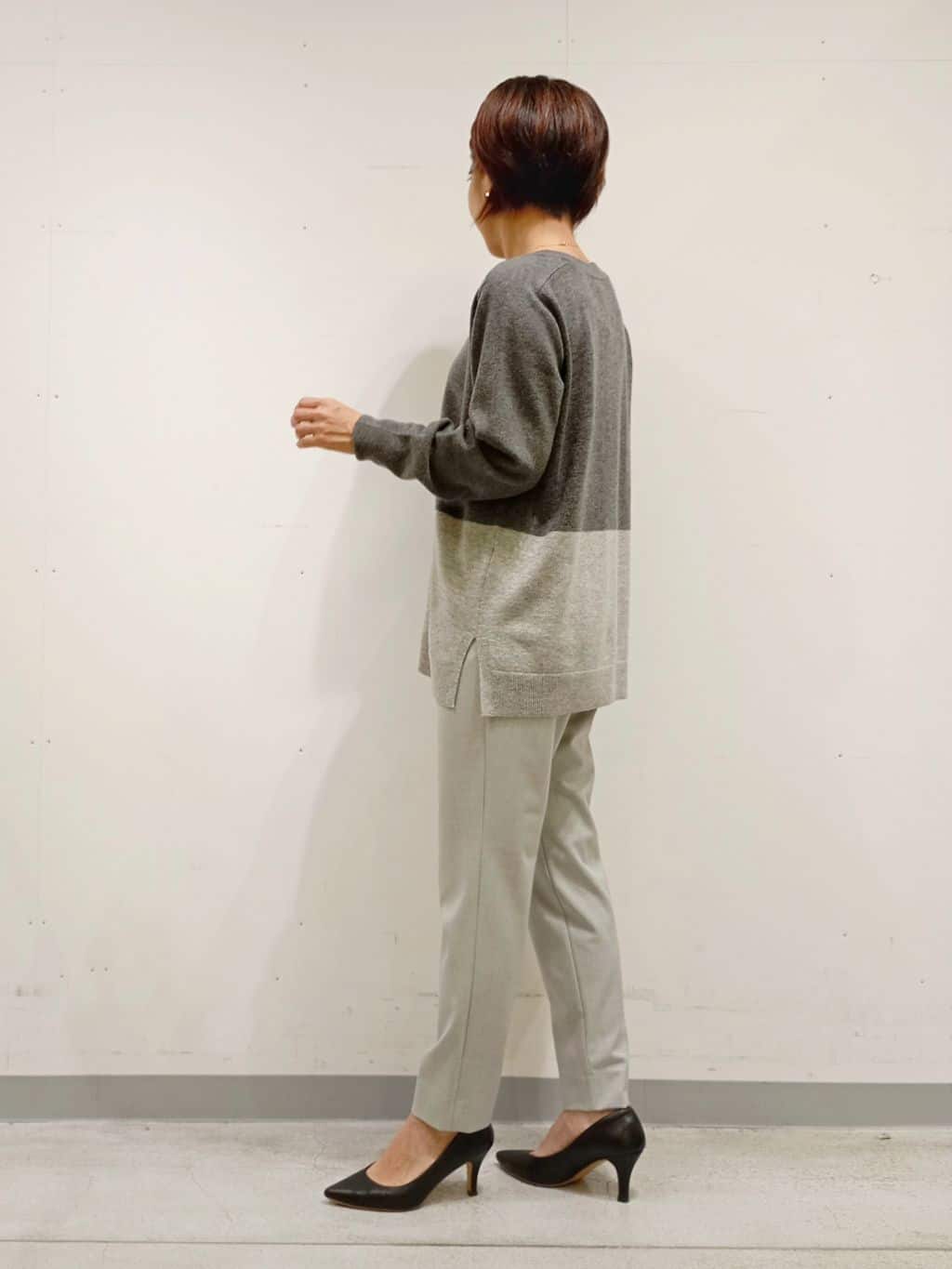 Kさんの「INDIVI｜【洗える／チュニック丈／カシミヤ混】スリットデザインVネックニット」を使ったコーディネート