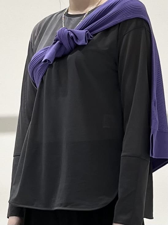 T.Kさんの「INDIVI｜ストレッチシアーロングTシャツ」を使ったコーディネート